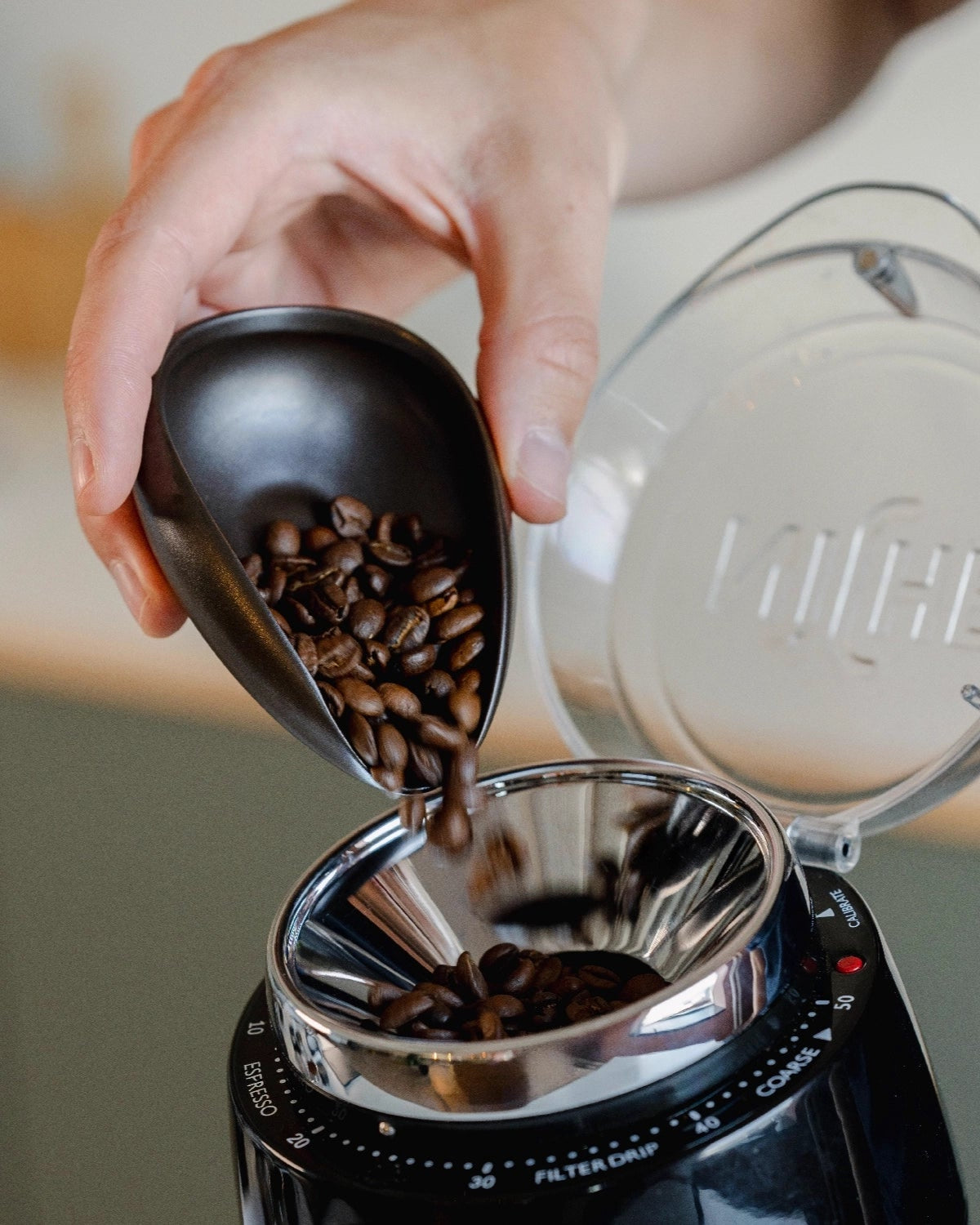 Coffee dosing tray used to pour coffee beans into Niche bean grinder