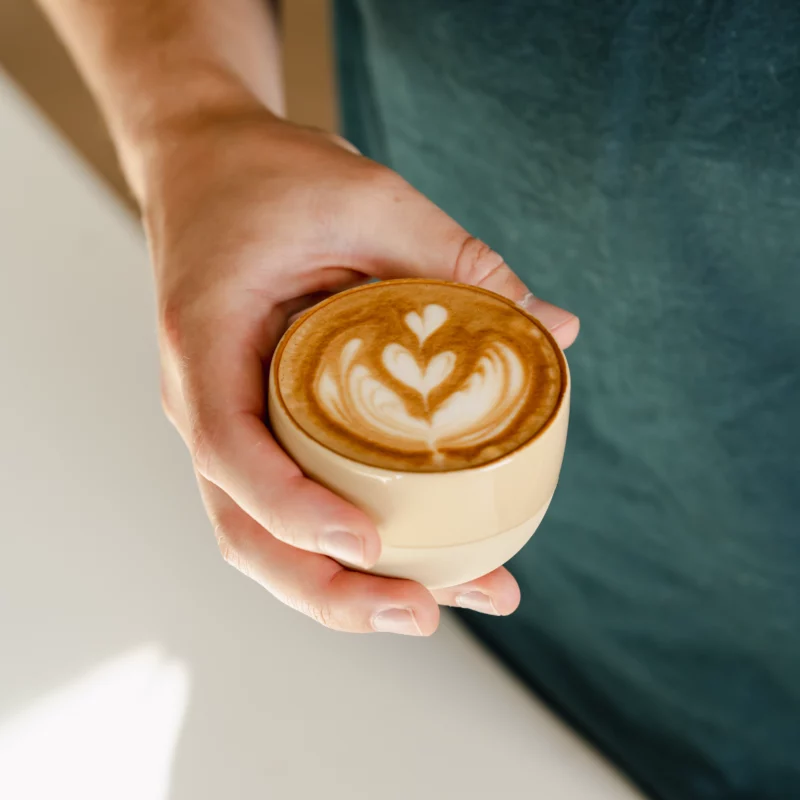 Latte Art in cappuccino coffee cup vanilla yellow half glazed by Barista-Essentials