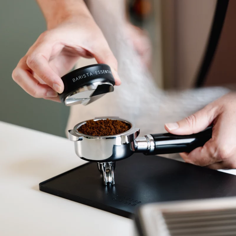 Coffee distributor mm black