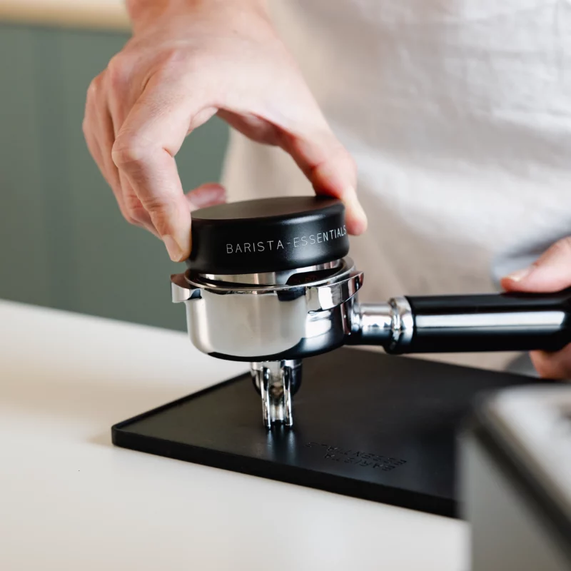 Coffee distributor mm black