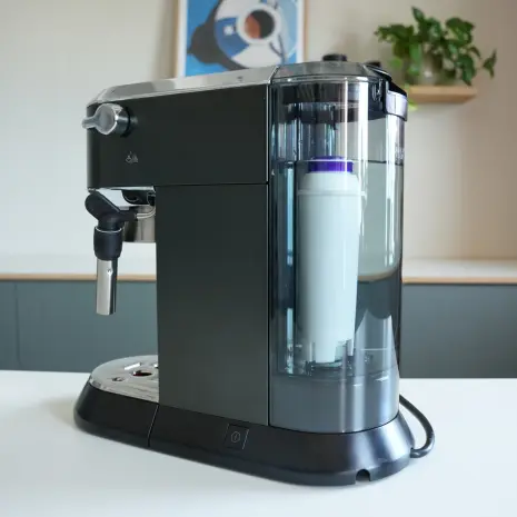 delonghi-water-filter-installation