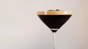 espresso-martini-recipe-how-to-make-tips-variations