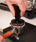 Calibrated spring loaded tamper 53.3mm for sage in use Barista-Essentials