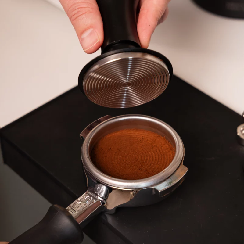 Calibrated spring loaded tamper 58mm quickmill bottom Barista-Essentials